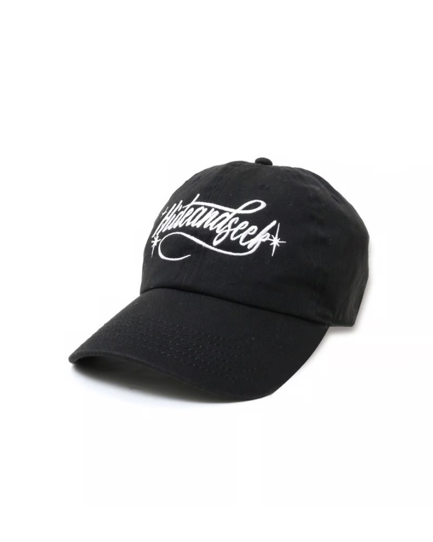 HIDE&SEEK(nChAhV[N) / Cursive Logo Baseball Cap
