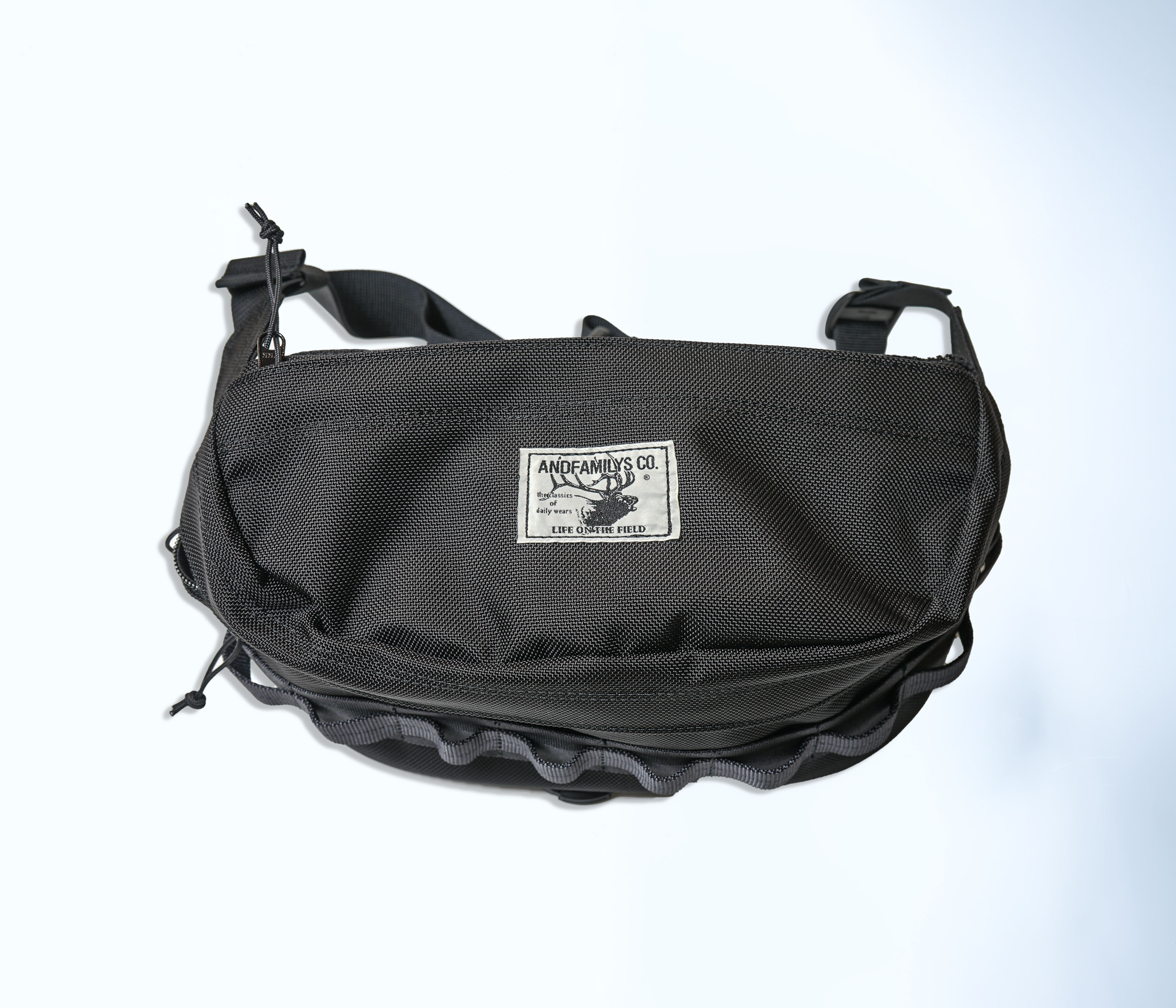 ANDFAMILYS(Aht@~[Y) / FIELD BAG -THE TWISTER 24-